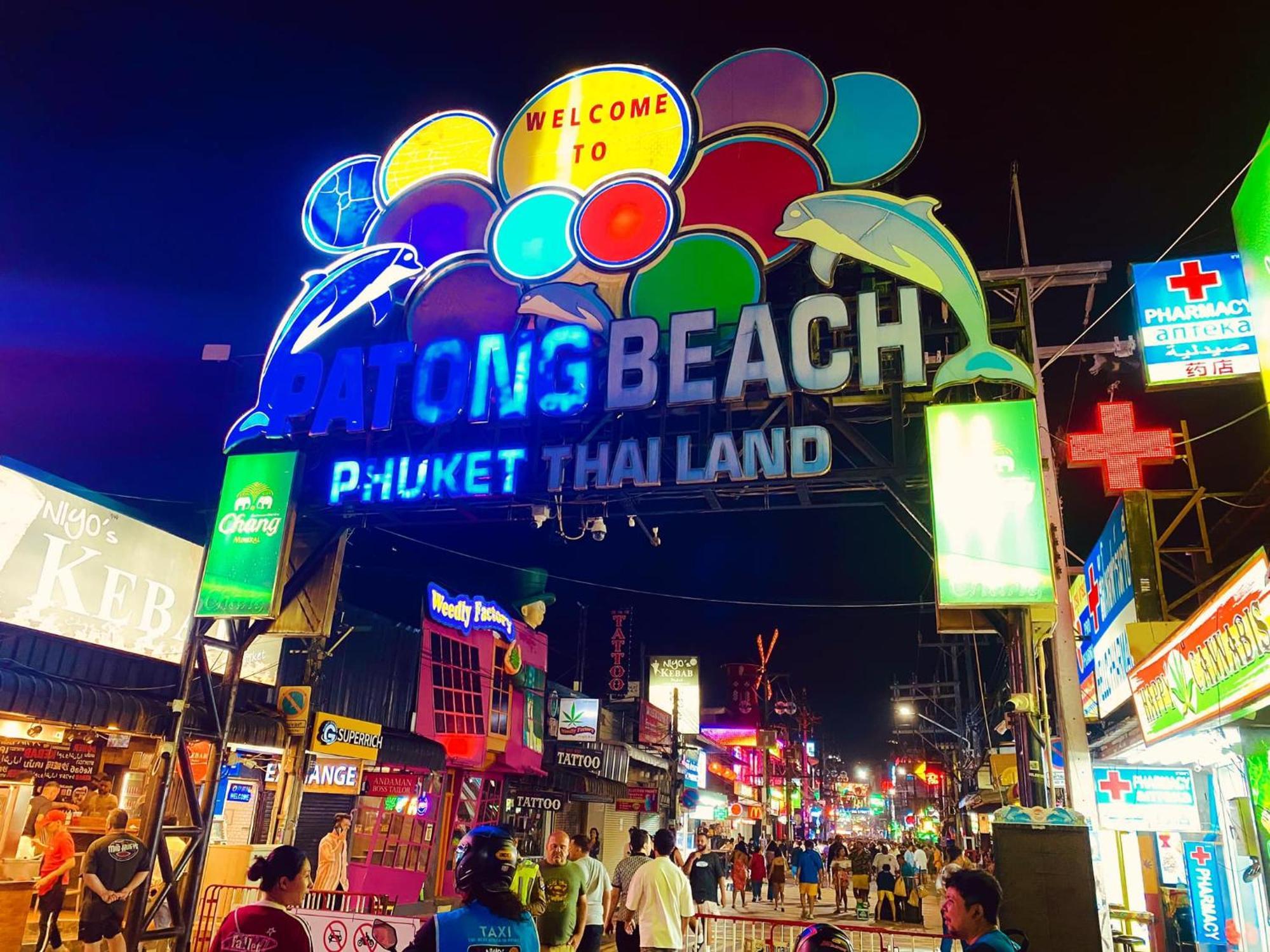 Sweett Lemon Hostel Patong Eksteriør billede